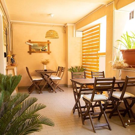 Resilienza Tropical Apartments & Room Porto SantʼElpidio 外观 照片