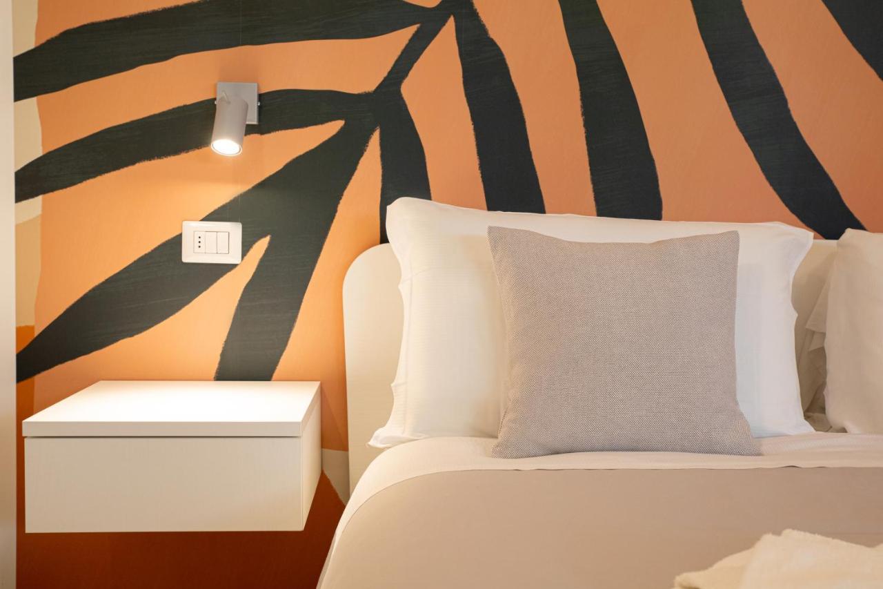 Resilienza Tropical Apartments & Room Porto SantʼElpidio 外观 照片