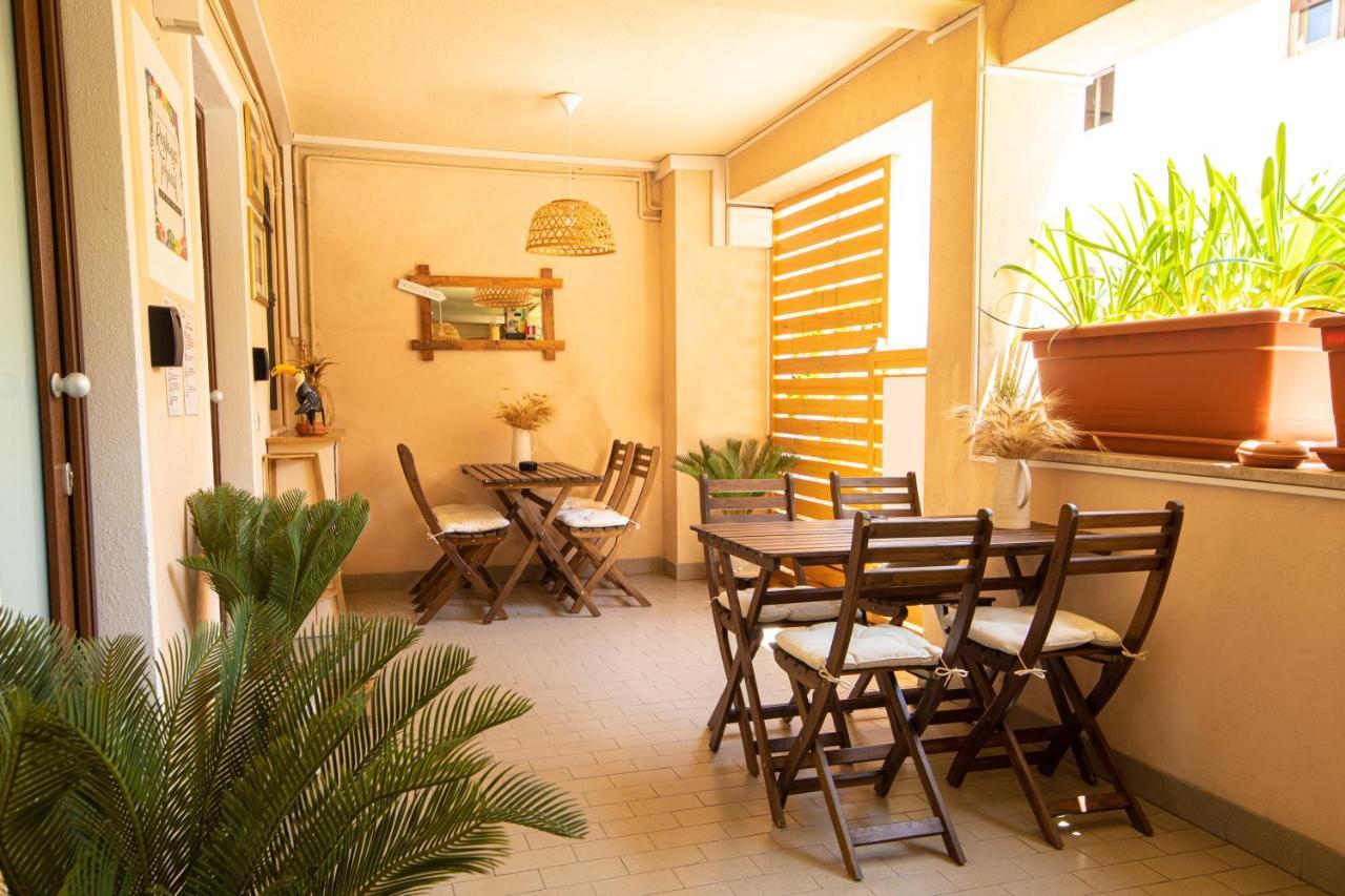 Resilienza Tropical Apartments & Room Porto SantʼElpidio 外观 照片
