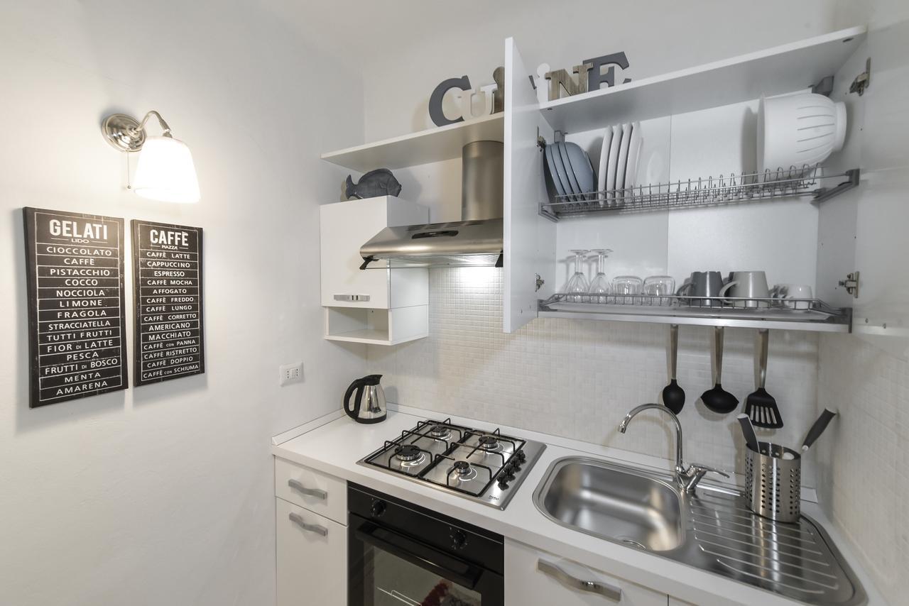 Resilienza Tropical Apartments & Room Porto SantʼElpidio 外观 照片
